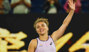 Jasmine Paolini Dominates Renata Zarazua in Australian Open 2025 Match