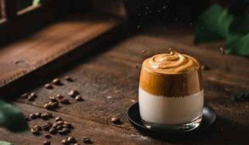 What makes Dalgona coffee foam? A step-by-step recipe of the pandemic classic