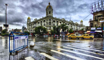 Kolkata Weather Update: A Mix of Mist and a Hint of Rain