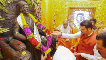 India’s First Temple Dedicated to Chhatrapati Shivaji Maharaj | CM Fadnavis Inaugurates in Bhiwandi