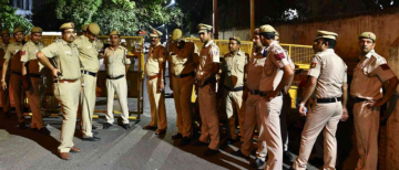Police Arrest Five Bangladeshi Nationals for Forcible Entry Attempt at Red Fort