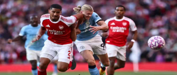 Martinelli's Stoppage-Time Strike Earns Arsenal 1-1 Draw Against Defensive Manchester City
