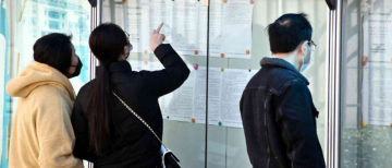 China moves up civil service age to 38, breaks curse of 35