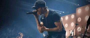Enrique Iglesias Rocks Mumbai! The Wild, Star-Studded Night Everyone’s Talking About!