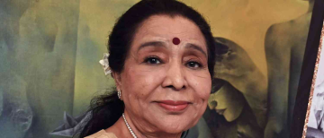Legendary Singer Asha Bhosle Hospitalised, In ICU After Cardiac Emergency