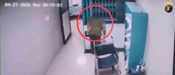 Nashik Hospital Lift Accident Staff Head Stuck In Shaft Critical