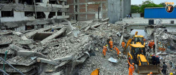 Saket Building Collapse: 6 Dead, Several Injured!
