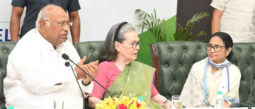 Congress-TMC Merger Buzz Grows as Mamata Battles Biggest Internal Revolt Yet