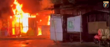 Massive Midnight Blaze in Narmadapuram: 7 Shops Gutted in Devastating Market Fire!