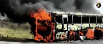 Moving Bus Turns Into Fireball Near Ujjain: Passengers Narrowly Escape After Tire Burst