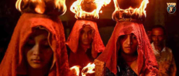 Jalti Indoni Raas: Women Perform Breathtaking Fire Garba in Rajkot, Gujarat