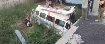 Kota Crash: 8 Pilgrims Killed as Minibus Falls Into Drain on Delhi-Mumbai Expressway