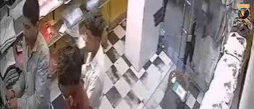 Pune Shocking News: 16-Year-Old Boy Attacked with Sickle in Talegaon Over 'King Is Back' Status