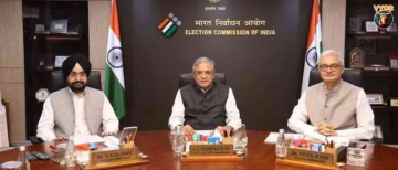 2 Election Commissioners Wrote to the Cabinet Secretary. RTI Reveals What Happened Next