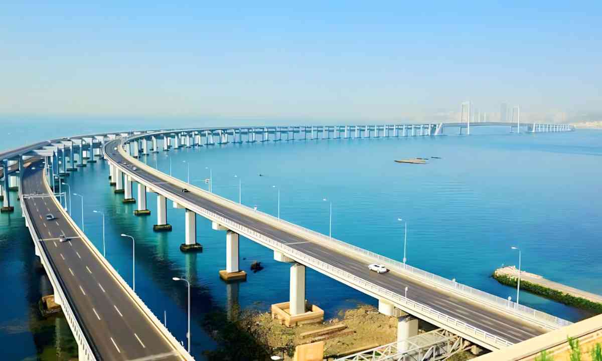 Mumbais Longest Sea Bridge Nears Completion