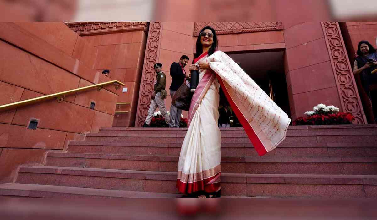 Mahua Moitra Expelled From Lok Sabha In Cash For Query Row