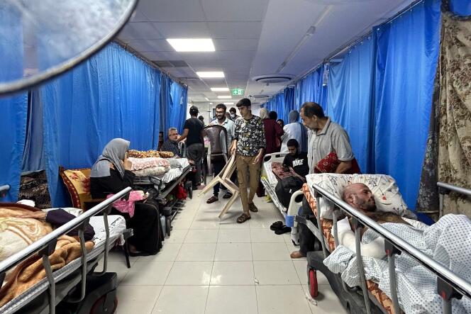 Israeli Military enters Gaza's Biggest Hospital, 2300 trapped inside including newborns