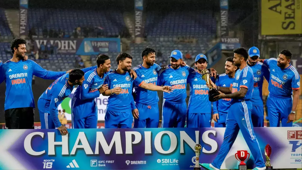 IND crushes AUS in T20I: Mukesh & Arshdeep shine as India seal a 4-1 series win