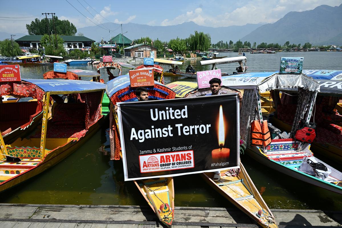 J&K’s Economy and Tourism Plunge After Deadly Pahalgam Attack Amid Rising India-Pakistan Tensions