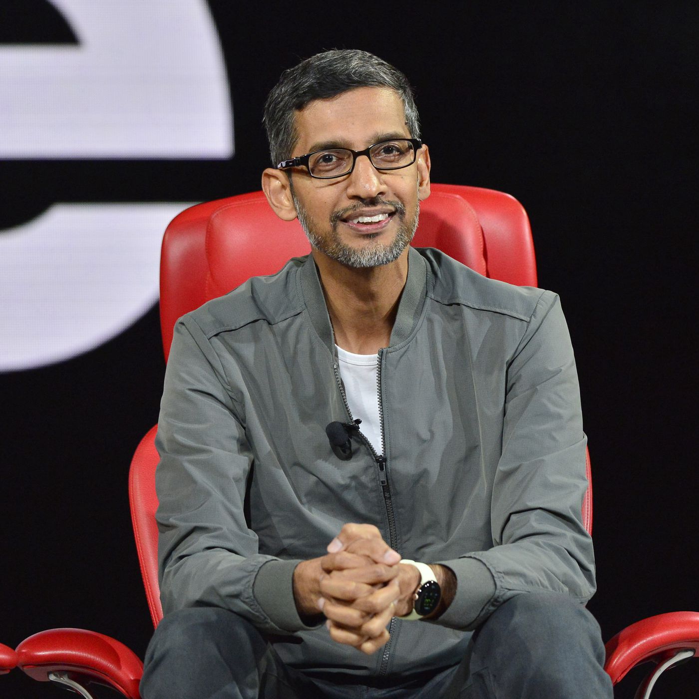 Sunar Pichai faces pay cuts 