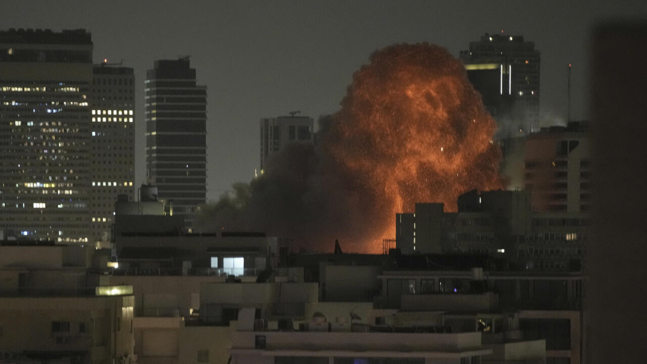 iran strikes israel