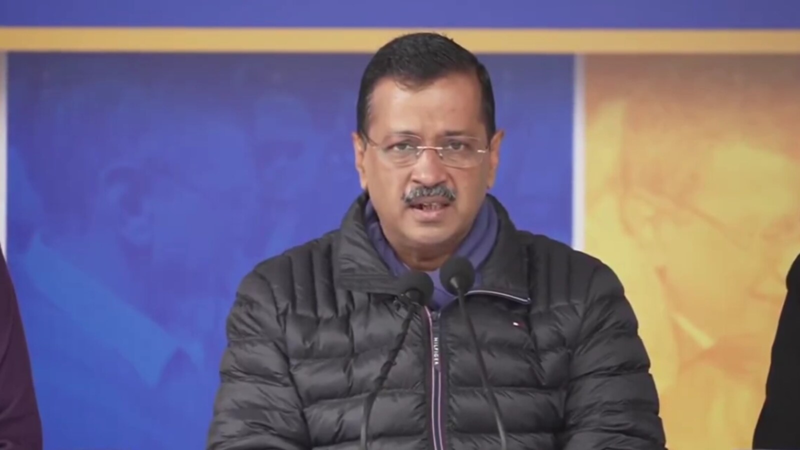 Delhi polls: Arvind Kejriwal promises Rs 18,000 a month for temple, gurdwara priests