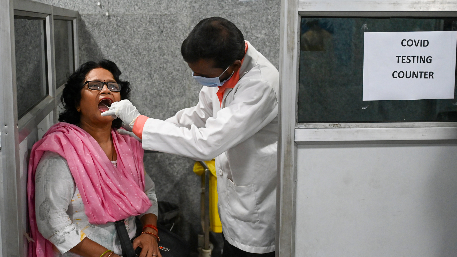 India Reports 5,755 Active COVID-19 Cases Amid Surge; Kerala Leads With 1,806, 4 Deaths in 24 Hours