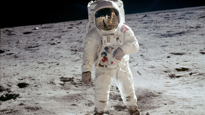  Buzz Aldrin