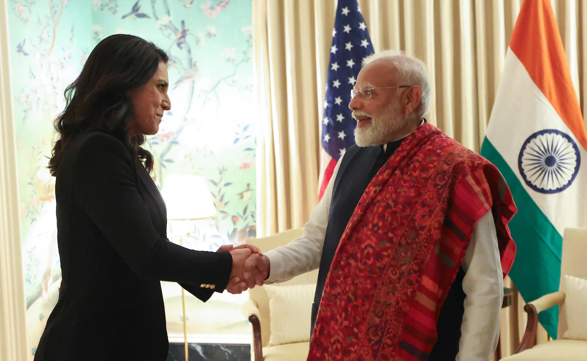 pm modi and tulsi gabbard