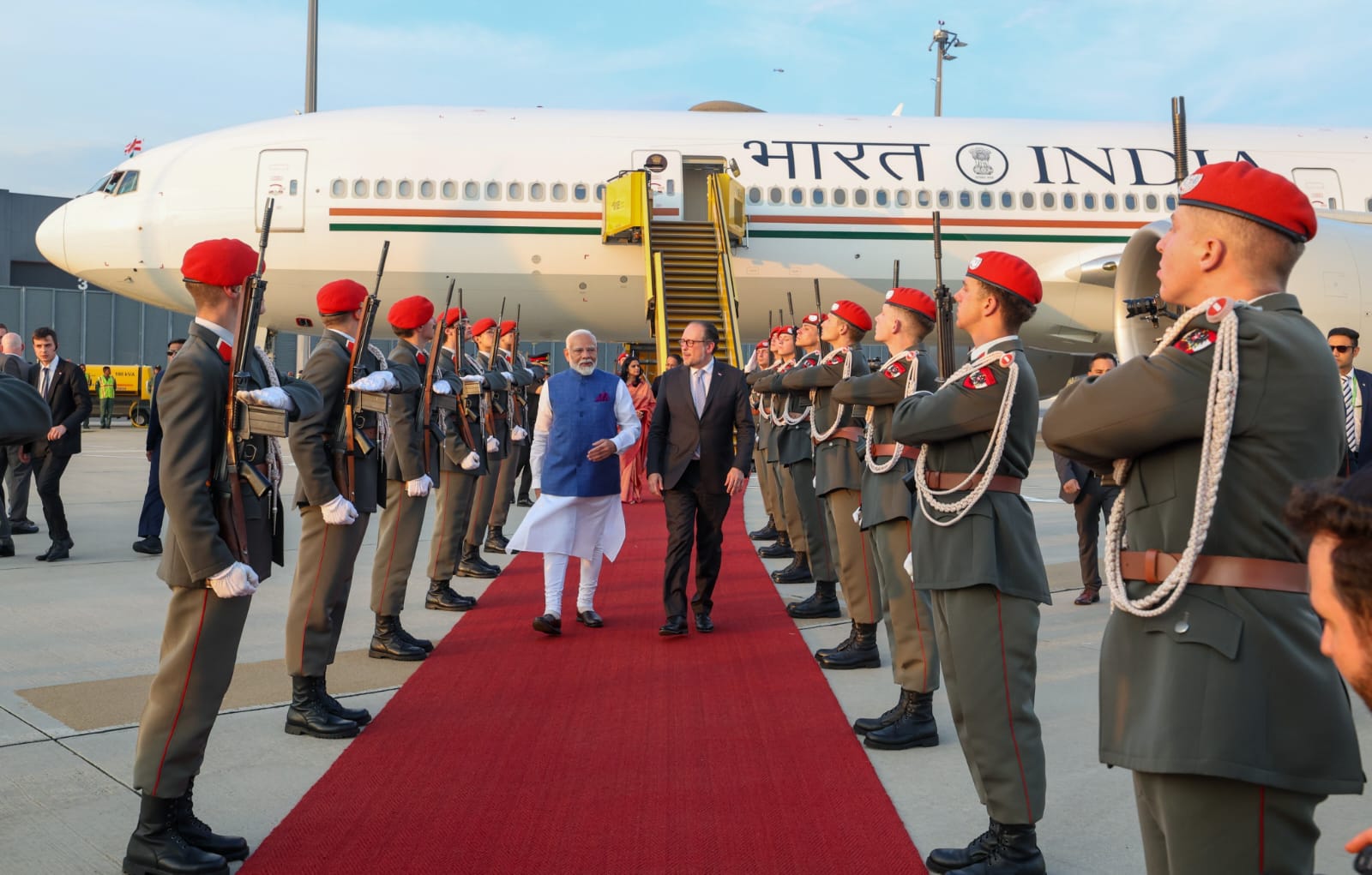 pm modi in austria