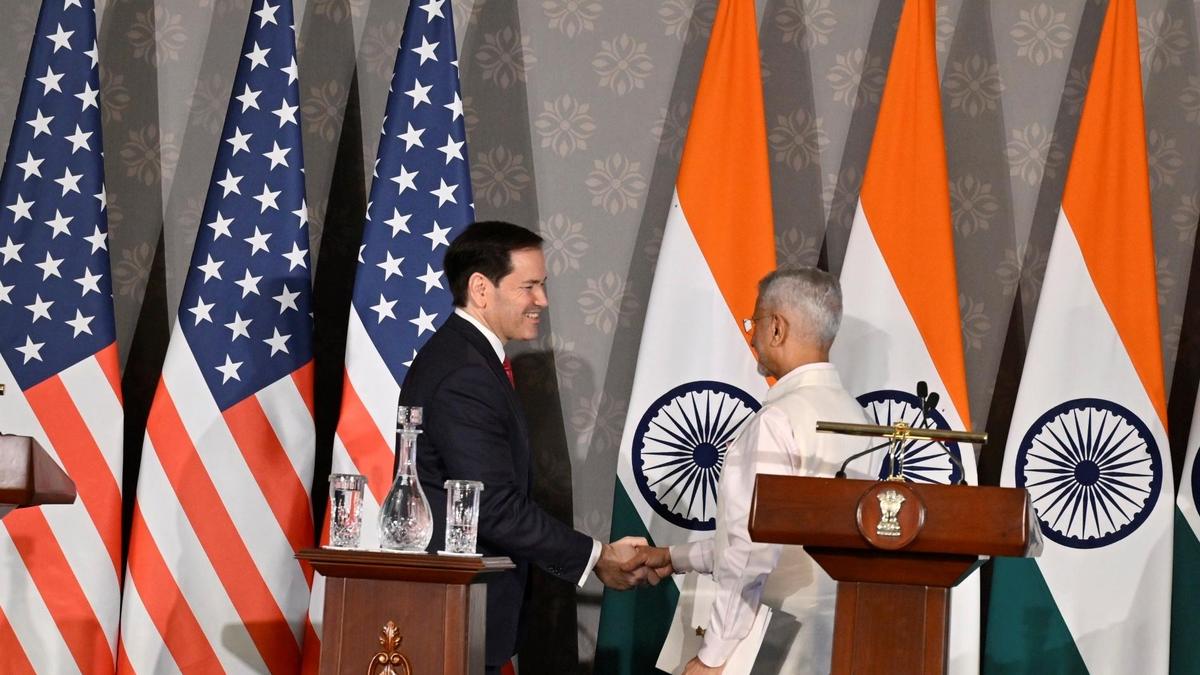 Marco Rubio and S Jaishankar shaking hands at a bilateral meeting