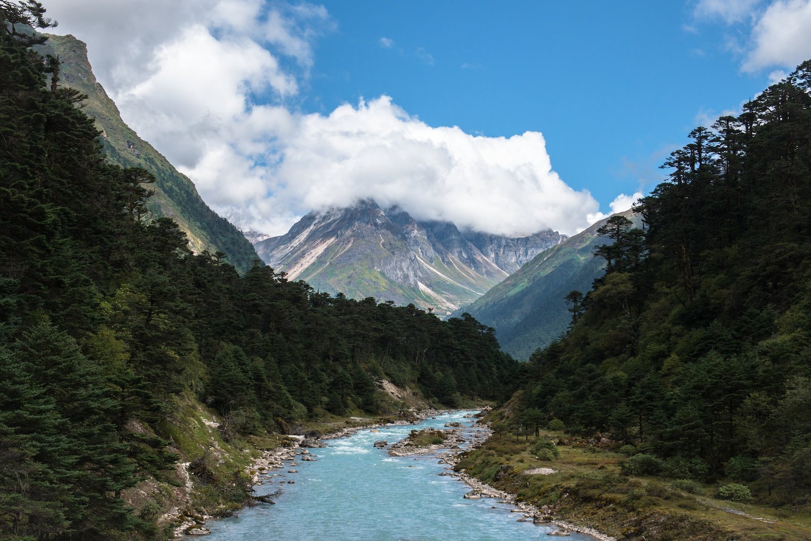 beautiful mountains in india