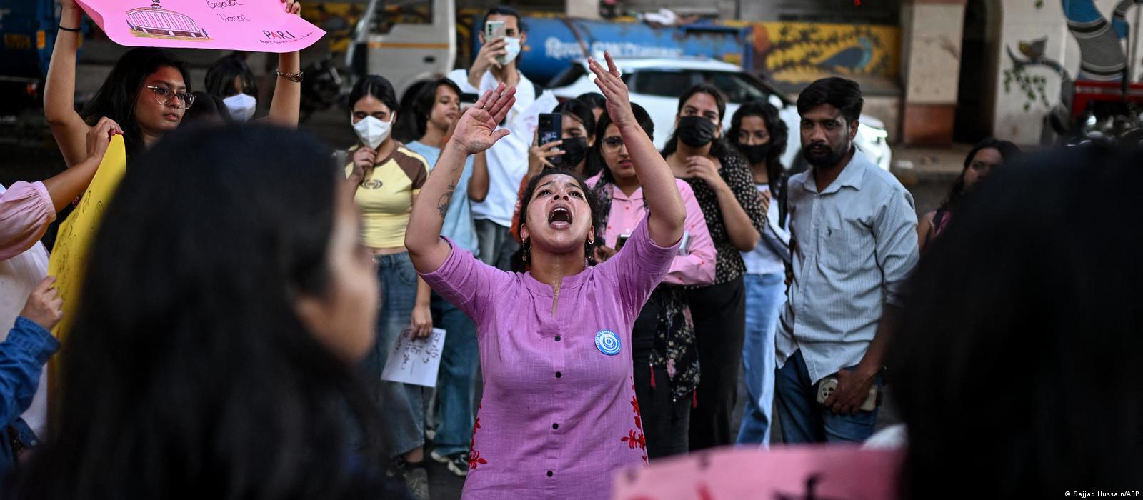 Supreme Court Tells Delhi Police to Act Tough on Crimes