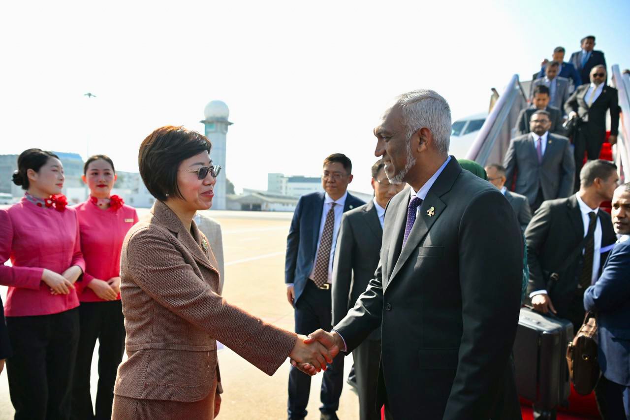 Maldives president begins China visit