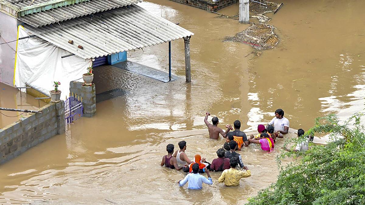 Andhra govt to distribute essential commodities to families in flood-hit areas