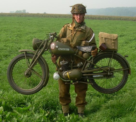 Royal Enfield Flying Flea C6 vs WWI 