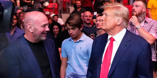  Donald Trump at UFC 287 with Dana White