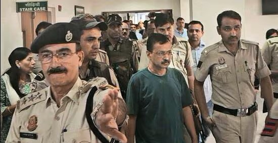 photo: delhi high court Kejriwal 