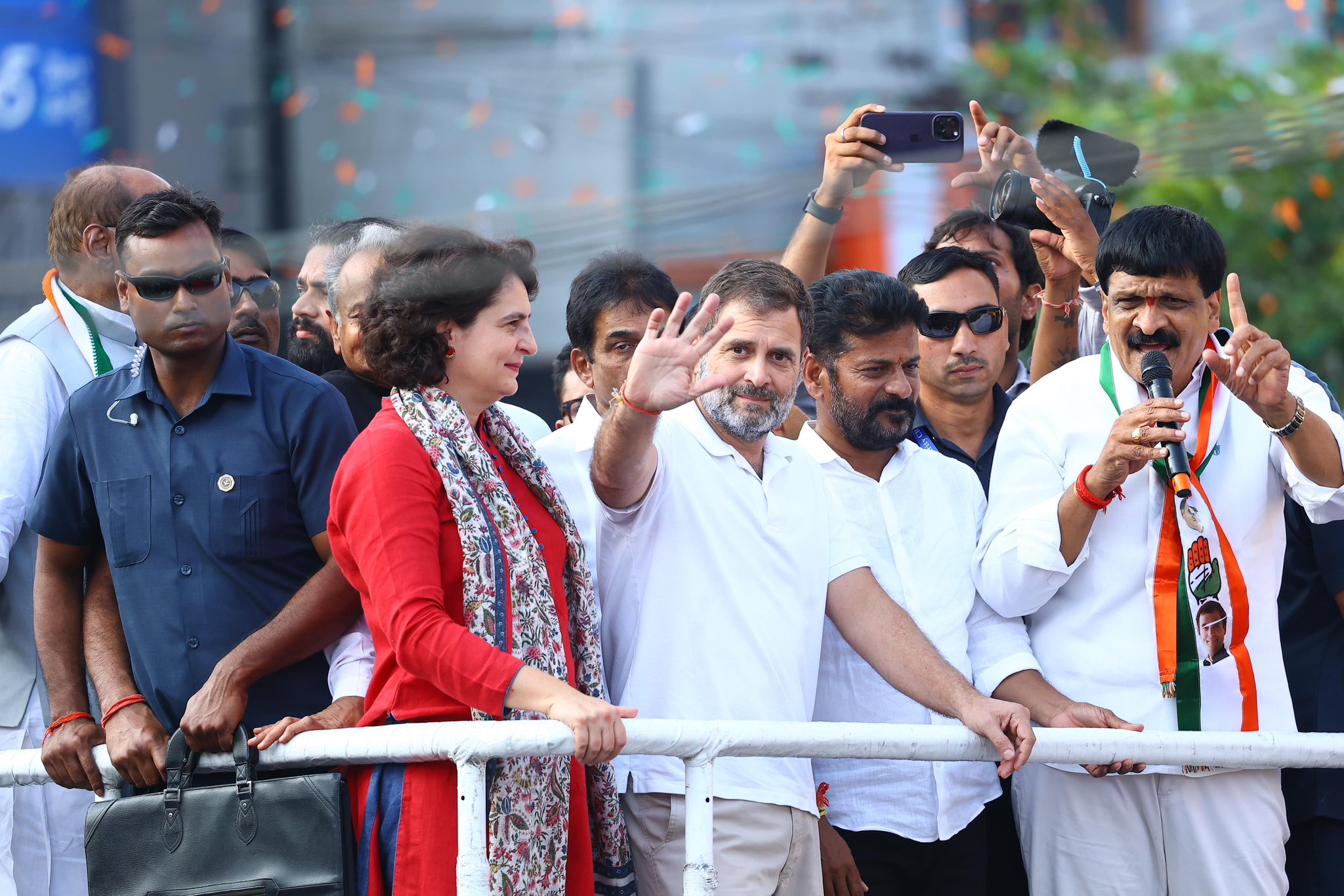 Reddy with congress leaders