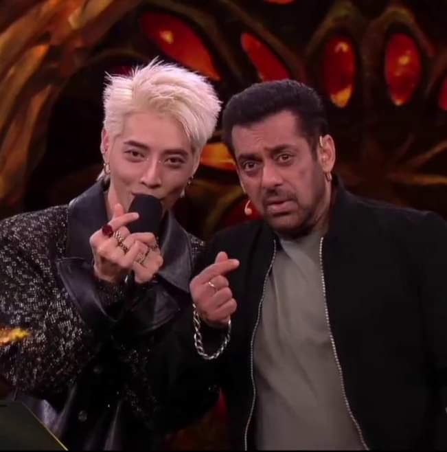 K-Pop enters Bigg Boss 17 House! 'Aoora' welcomed by Salman Khan as wild card