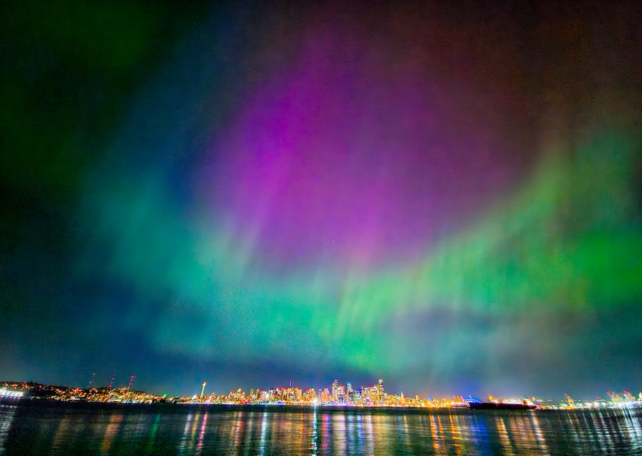 photo: Northern lights over Seattle's skyline