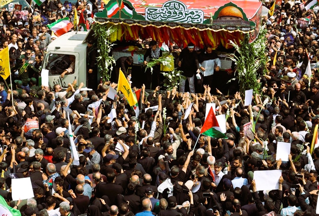 photo:#Iran’s Leader Ayatollah Ali Khamenei led funeral prayers for the #Hamas chief Ismail Haniyeh in Tehran