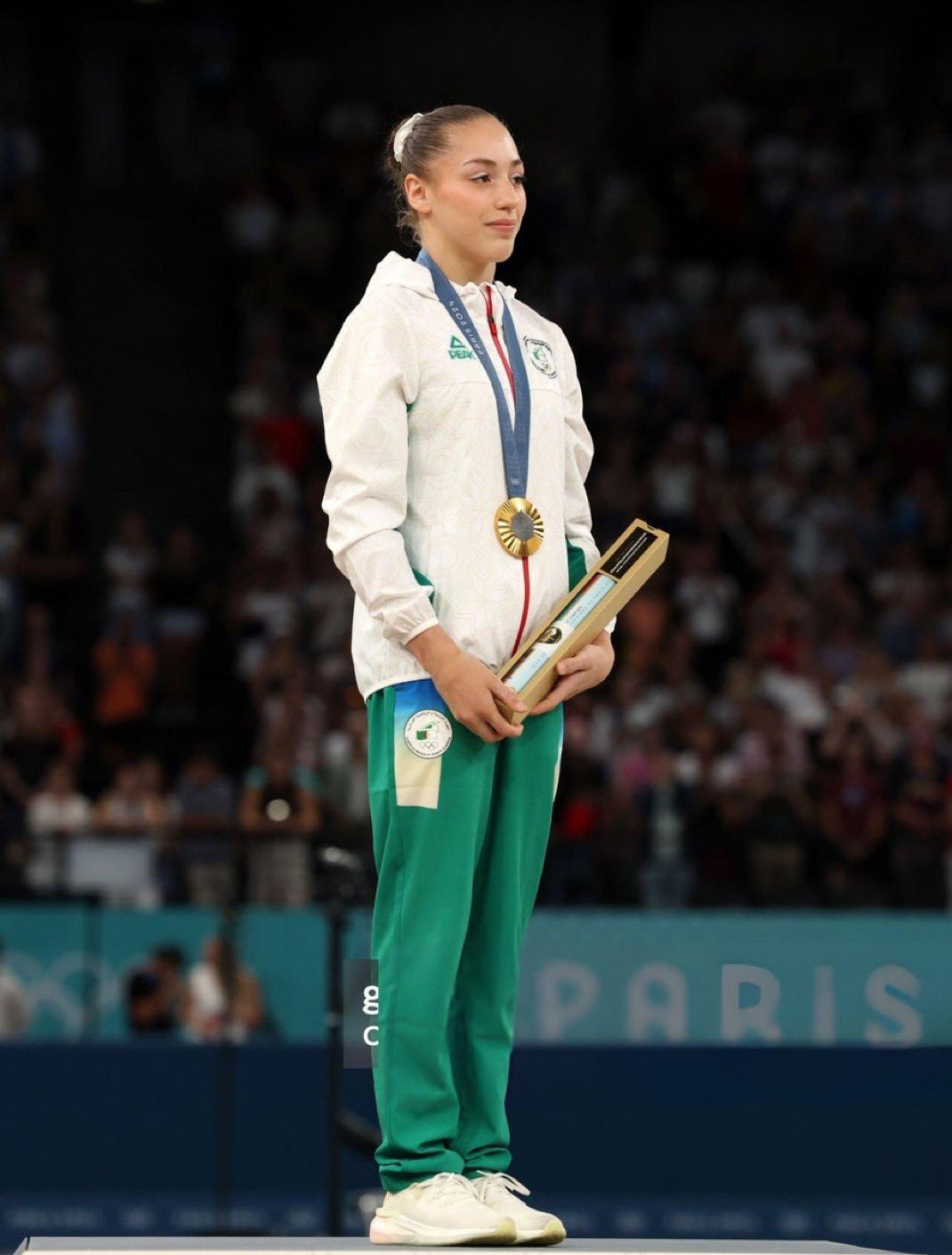 photo:Kaylia Nemour wins the gold medal in the Women’s Uneven Bars