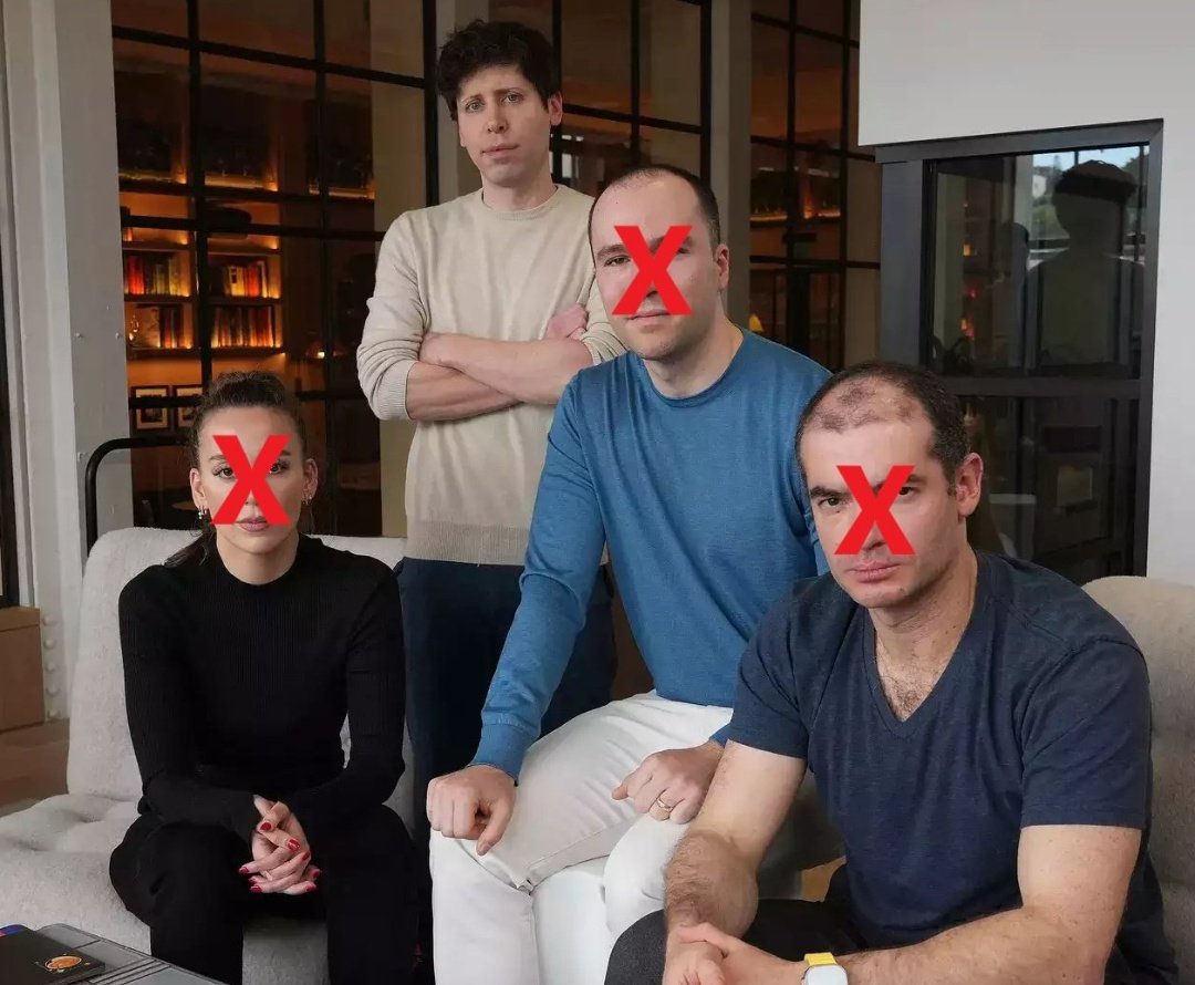 Only one person is left from this iconic photo of the OpenAI leadership team