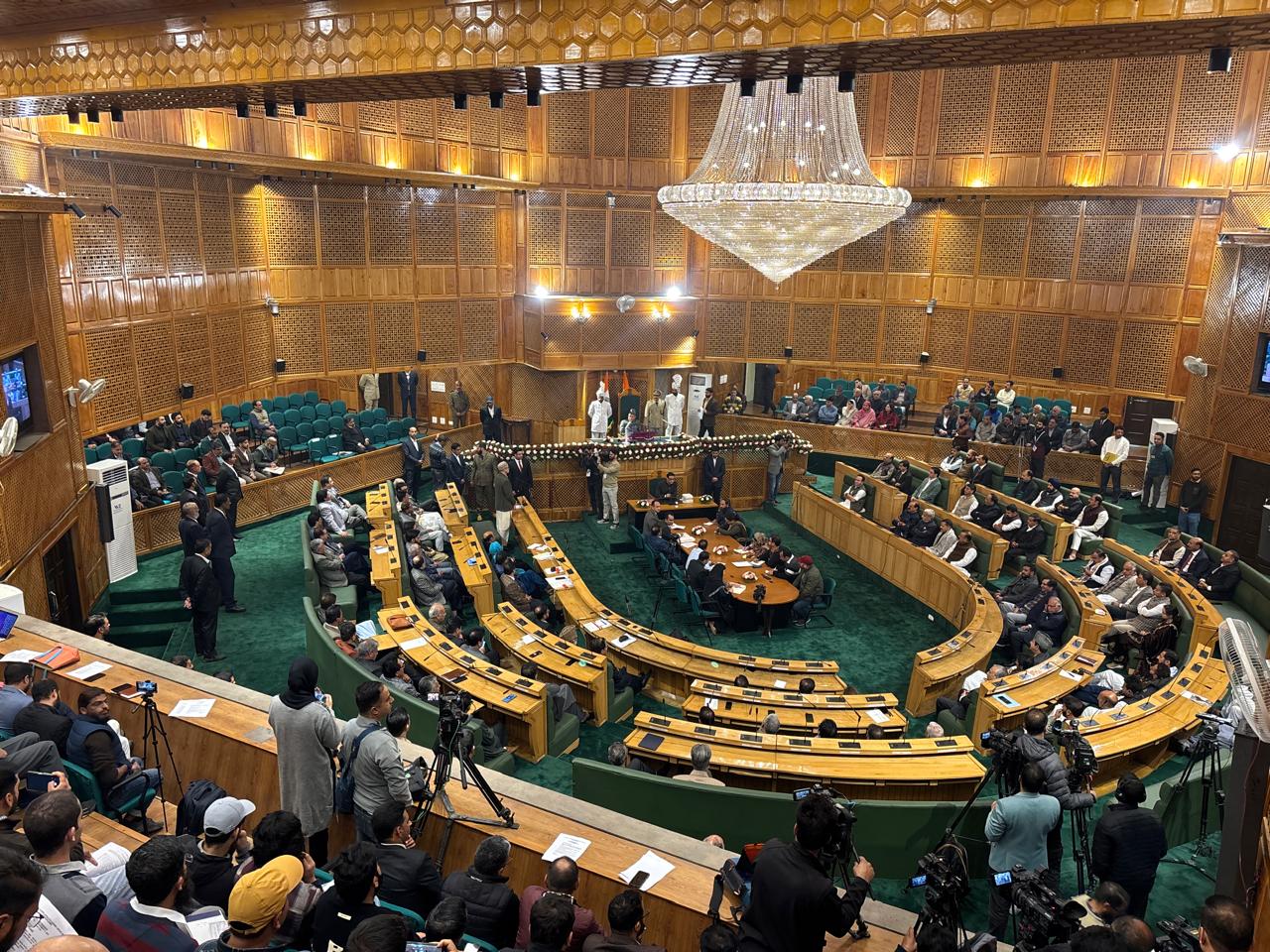 Chaos In J&K Assembly's 1st Session Over PDP MLA's Resolution On Article 370