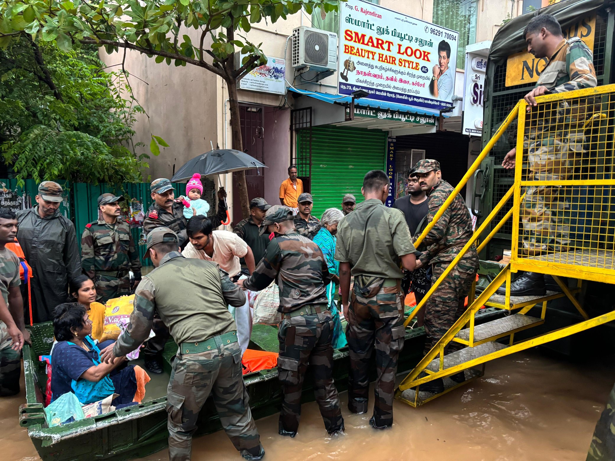 Tamil Nadu and Puducherry on High Alert : Cyclone Fengal 