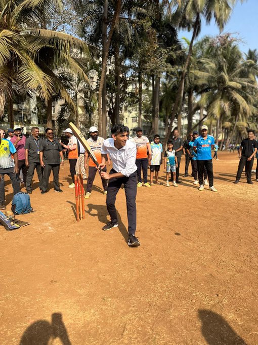 Narayan Murthy Spotted Wasting Time With His Vacationing Jobless Son-in-Law 