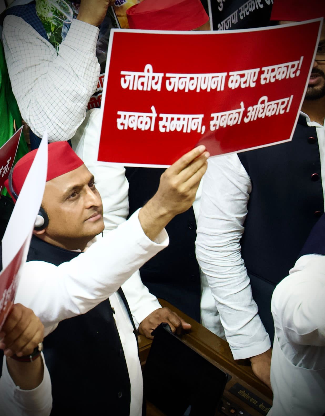 Modi’s Caste Census U-Turn: Will The Credit Go to Rahul and Akhilesh?