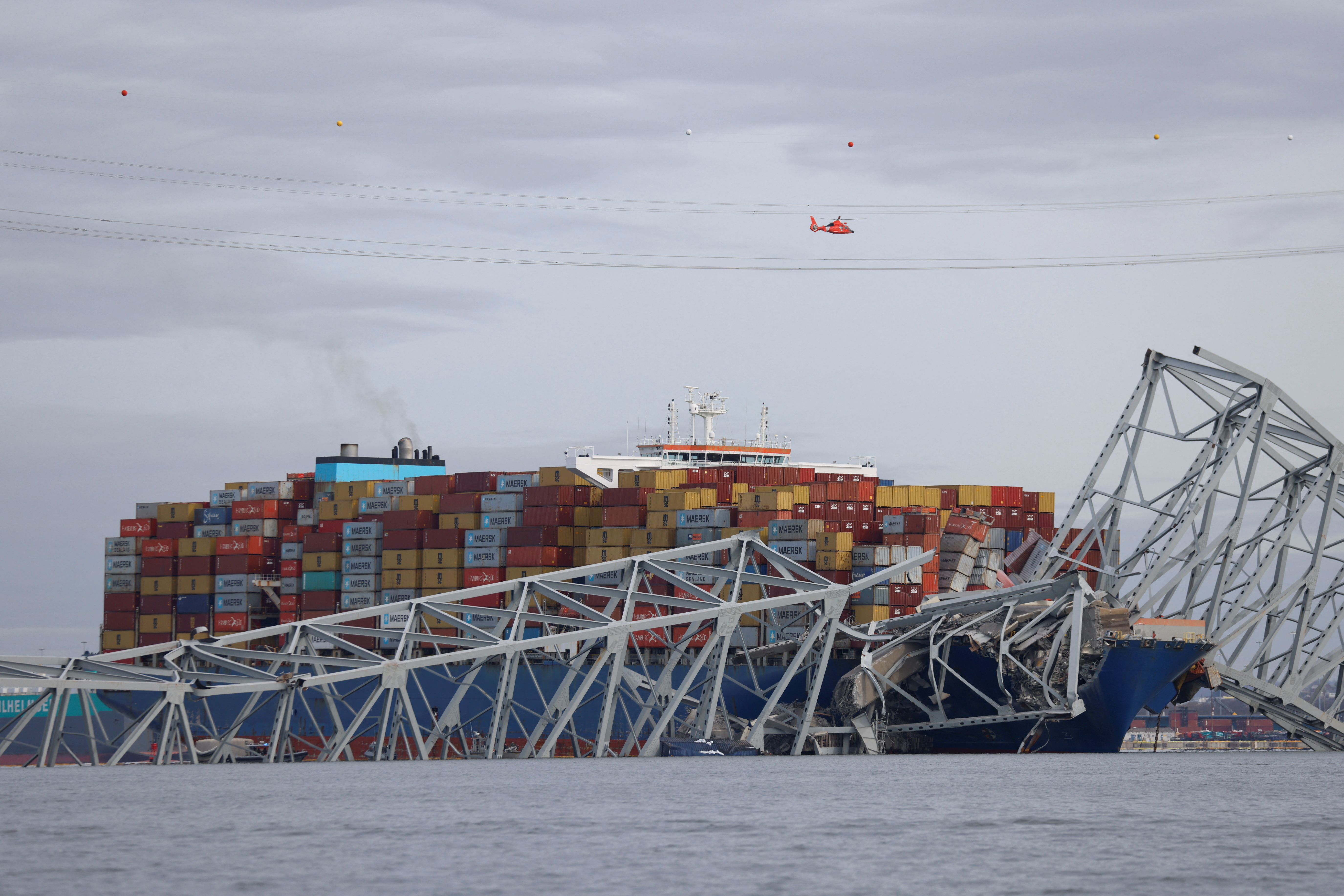 photo: baltimore ship collision