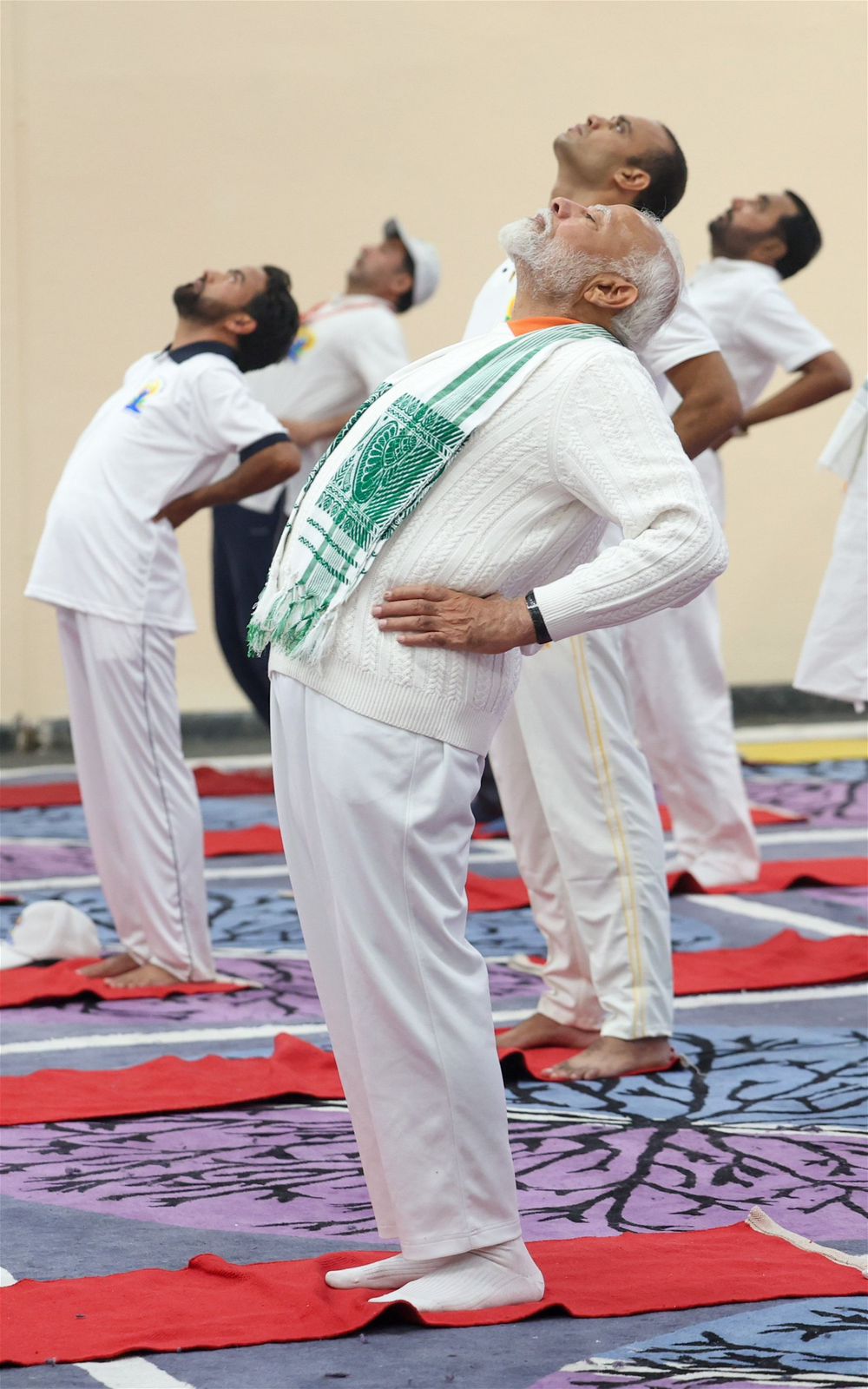 pm modi performing yoga asana